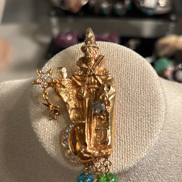 Kirk’s Folly Wizard - Picture 2 of 5